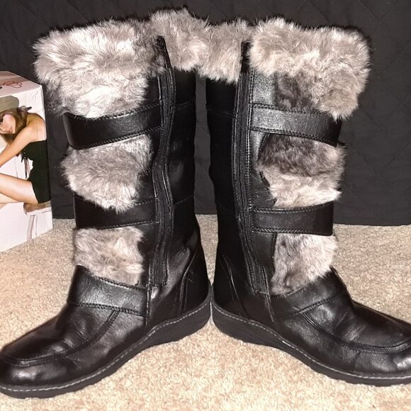 BLACK FUR MOCAASIN BOOTS - Picture 1 of 3